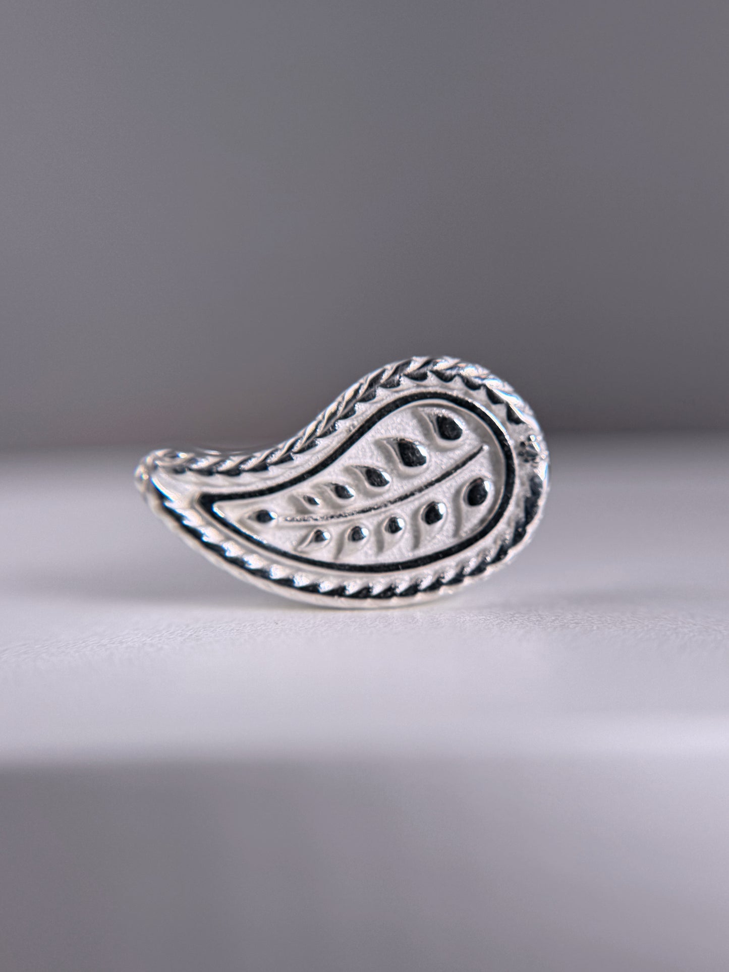 Paisley Pendant 002 - Ajrak