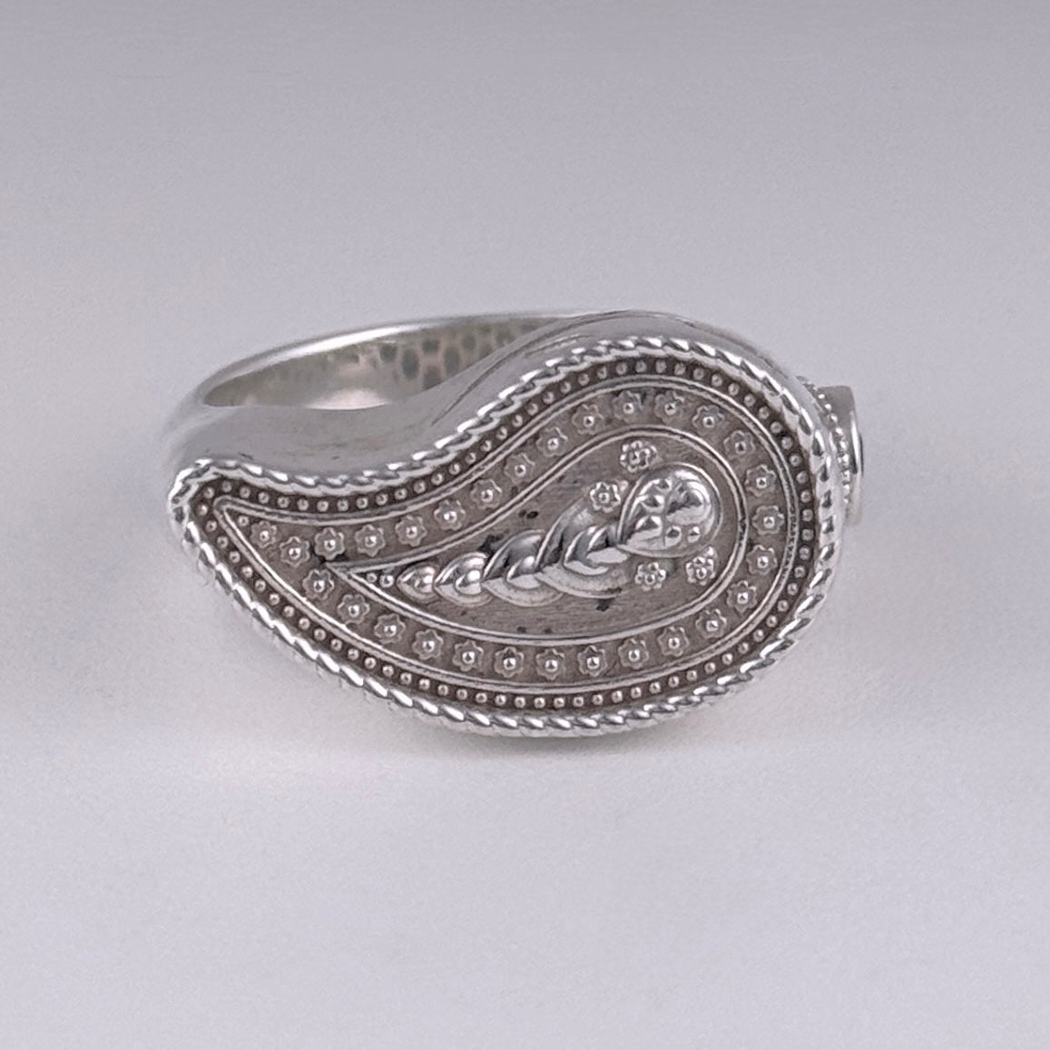 Paisley Ring 003 - Botteh