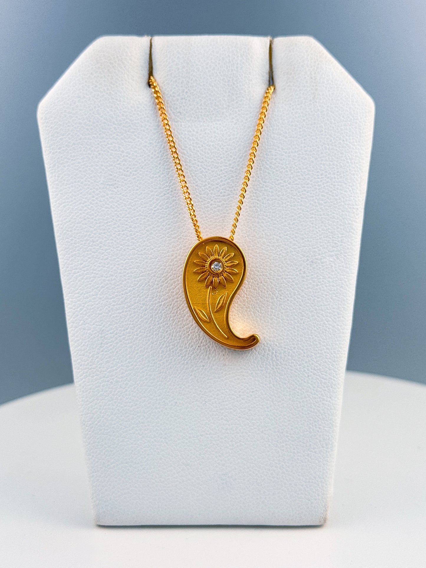 Paisley Pendant 001-1 - Paisley - Gold Plated